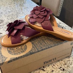 NWT Born Purple Ivory Mule Sandals Size 7